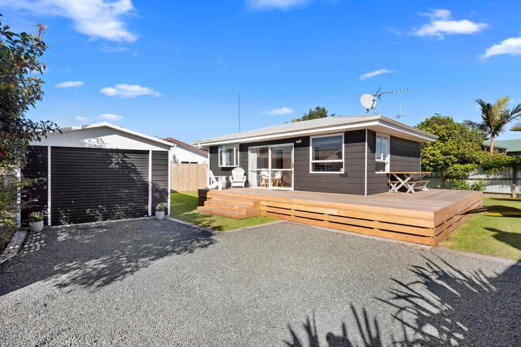 The Black Bach - Mt Maunganui Holiday Home Mount Maunganui Kültér fotó
